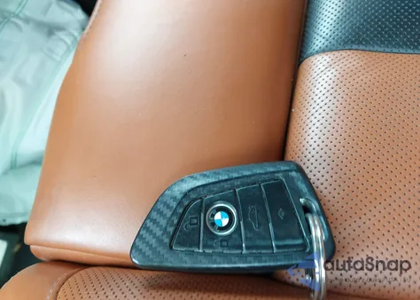 2019 BMW M5 Competition из США, поврежденный, VIN WBSJF0C57KB448732